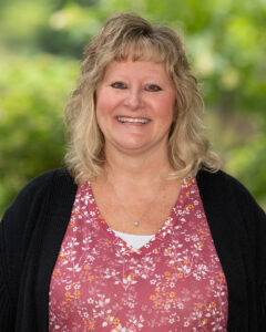 Teri Booth headshot